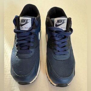 Air max 90 mesh. Size 7.5 women’s.